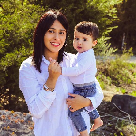 Meet your Posher, Yanira - Picture 1 of 1